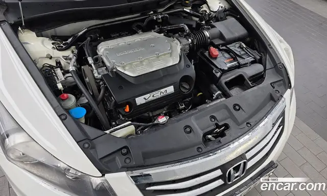 Honda Accord 2011 3.5 автомат (гидро), миниатюра 6