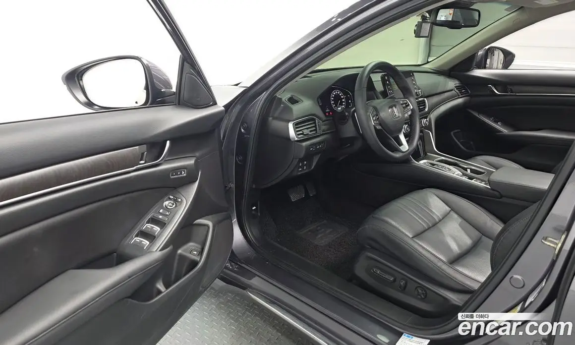 Honda Accord 2019 2.0 автомат (гидро), фото 10 Honda Accord 2019 2.0 автомат (гидро), фото 10