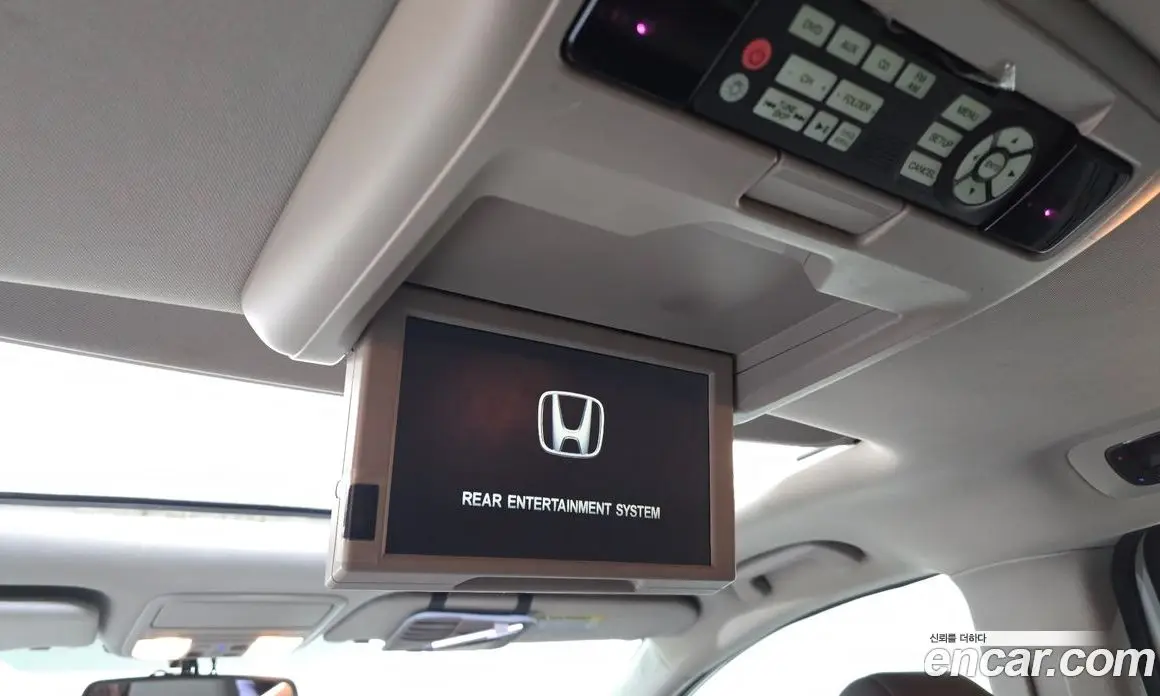 Honda Odyssey 2016 3.5 автомат (гидро), фото 19