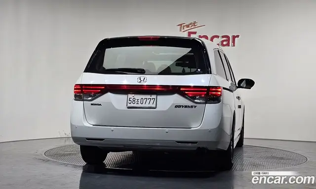 Honda Odyssey 2016 3.5 автомат (гидро), миниатюра 4