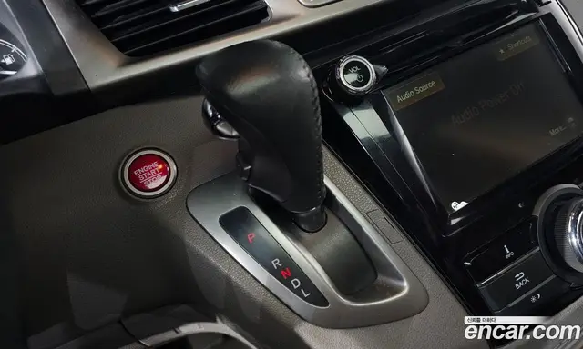 Honda Odyssey 2016 3.5 автомат (гидро), миниатюра 9