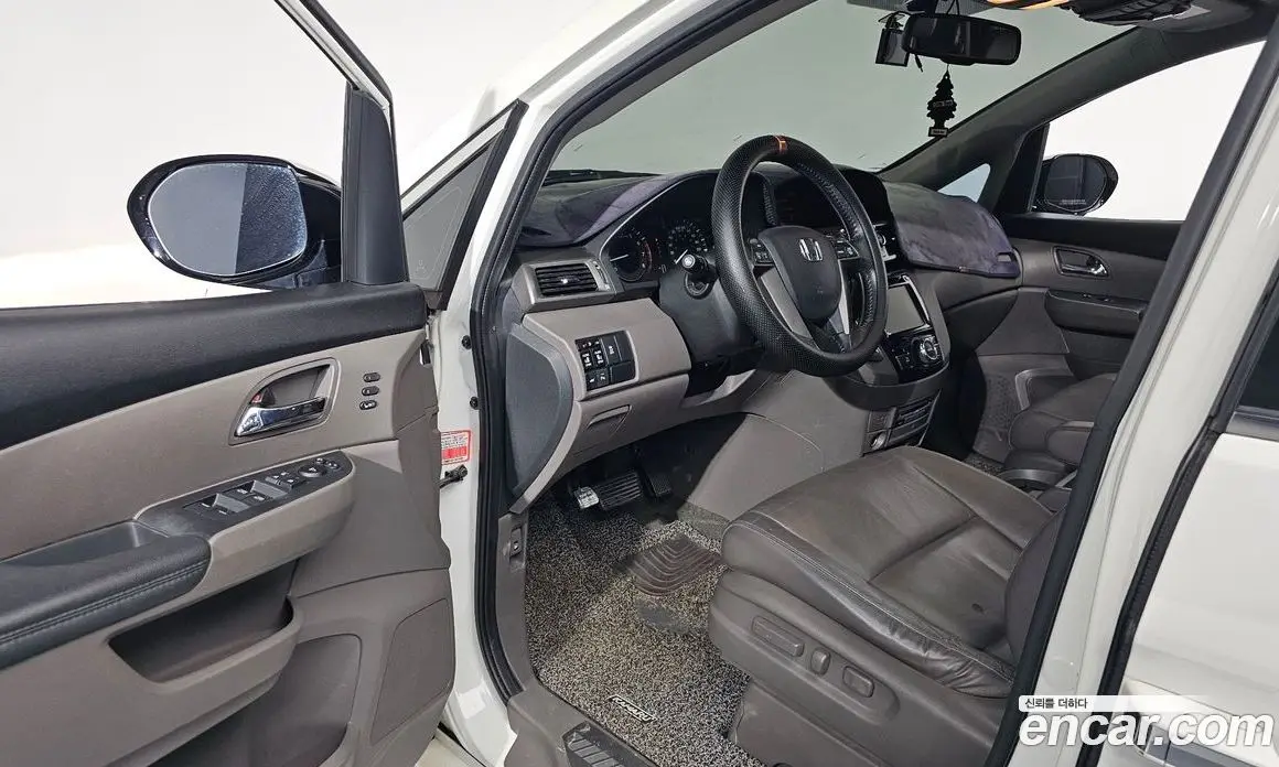 Honda Odyssey 2016 3.5 автомат (гидро), фото 10