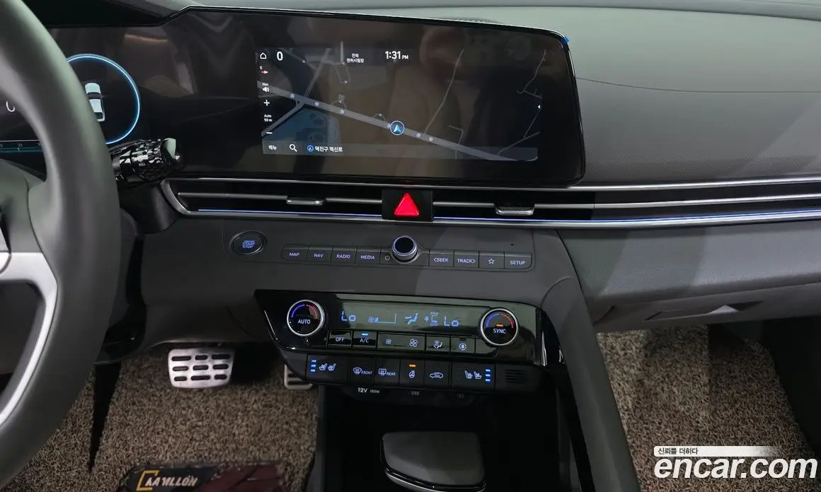 Hyundai Avante 2023 1.6 автомат (гидро), фото 24