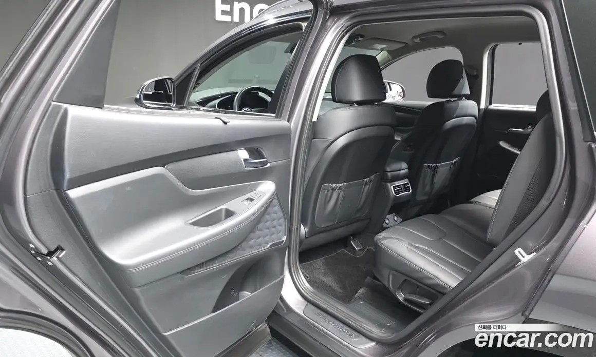 Hyundai Santa Fe 2022 2.2 автомат (гидро), фото 16 Hyundai Santa Fe 2022 2.2 автомат (гидро), фото 16