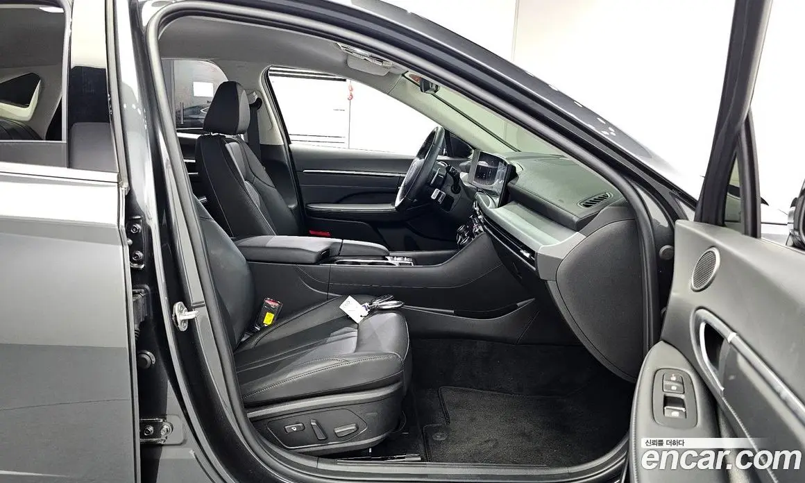 Hyundai Sonata 2025 2.0 автомат (гидро), фото 12 Hyundai Sonata 2025 2.0 автомат (гидро), фото 12