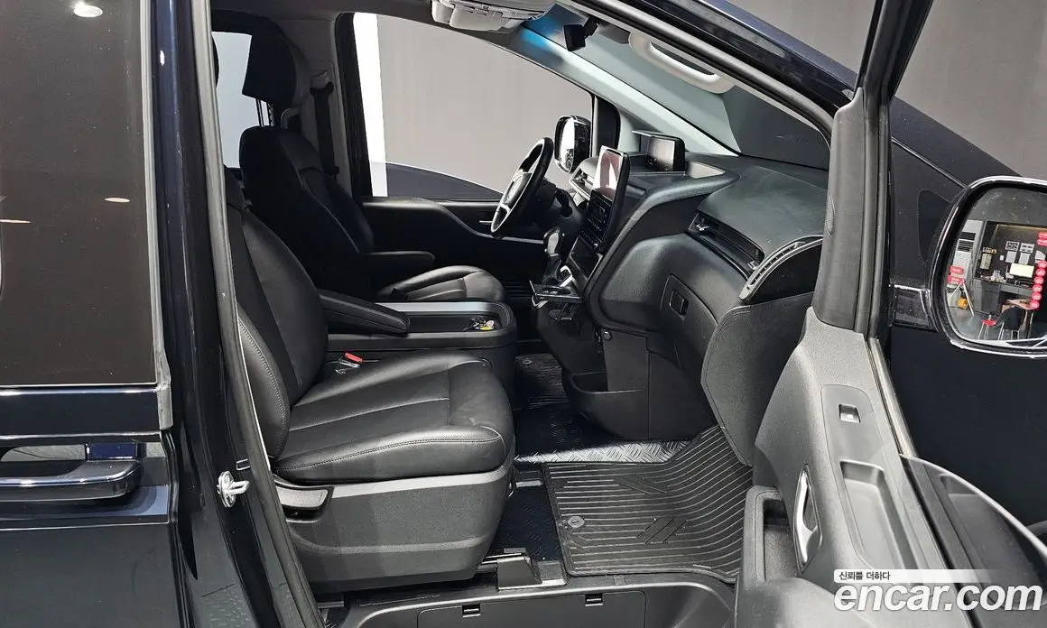 Hyundai Staria 2024 3.5 автомат (гидро), фото 16 Hyundai Staria 2024 3.5 автомат (гидро), фото 16