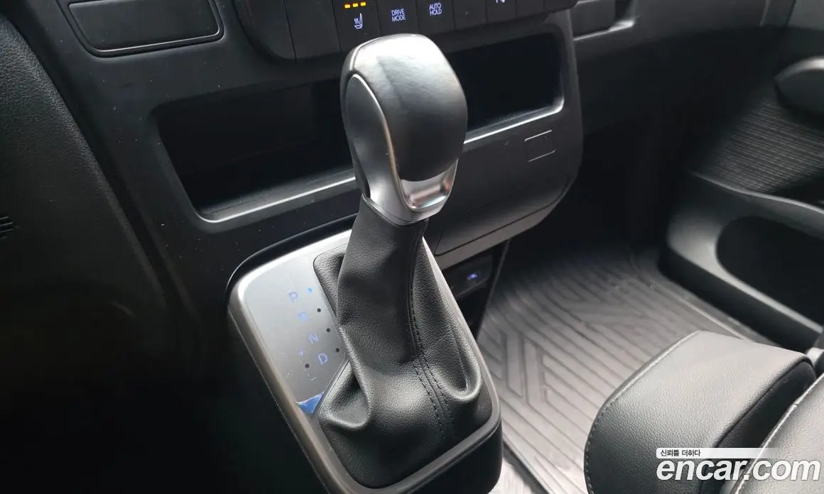 Hyundai Staria 2025 2.2 автомат (гидро), фото 12 Hyundai Staria 2025 2.2 автомат (гидро), фото 12