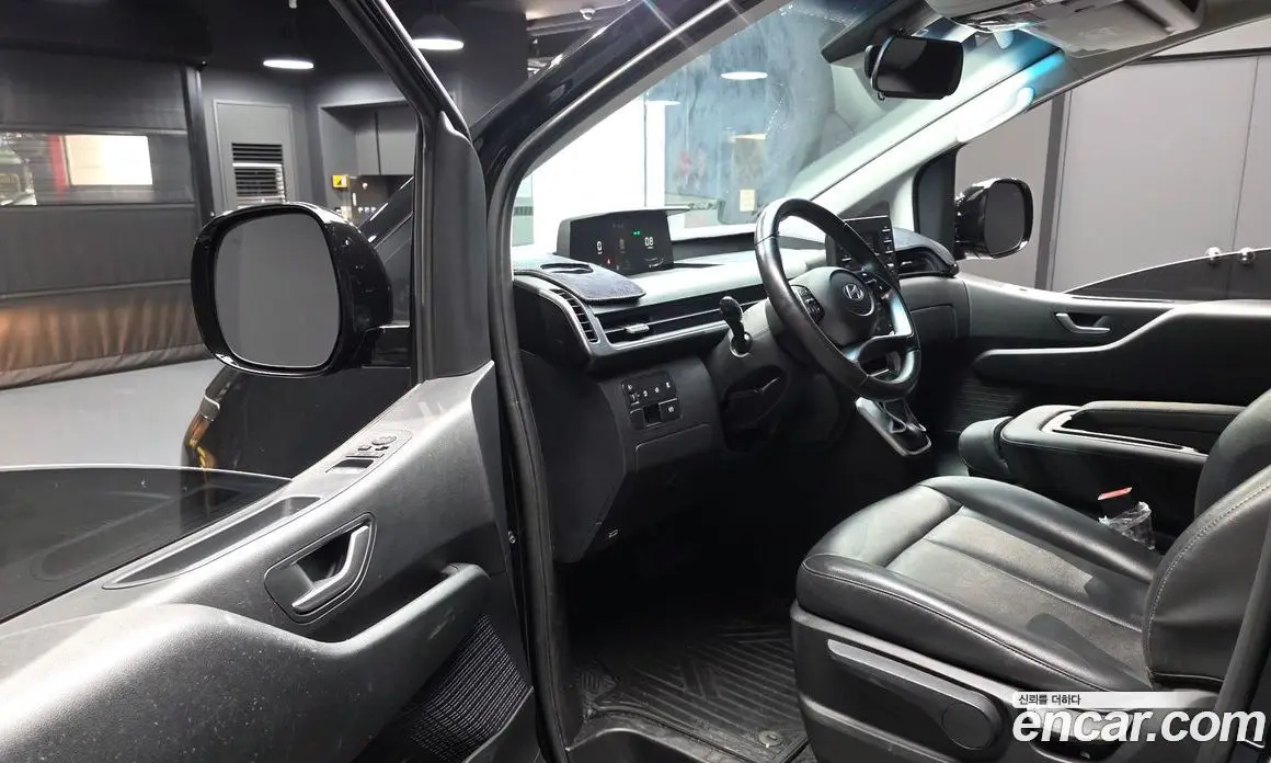 Hyundai Staria 2025 2.2 автомат (гидро), фото 13 Hyundai Staria 2025 2.2 автомат (гидро), фото 13