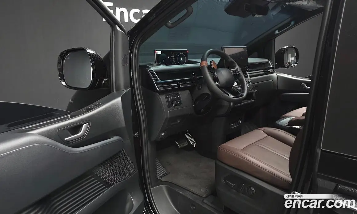 Hyundai Staria 2026 1.6 автомат (гидро), фото 13