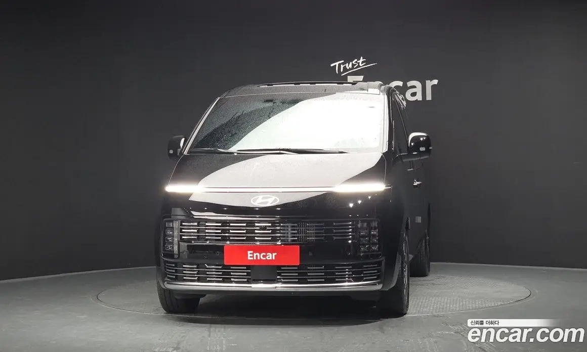 Hyundai Staria 2026 1.6 автомат (гидро), фото 3