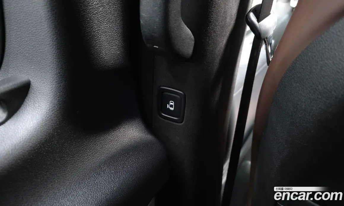 Hyundai Staria 2026 1.6 автомат (гидро), фото 32
