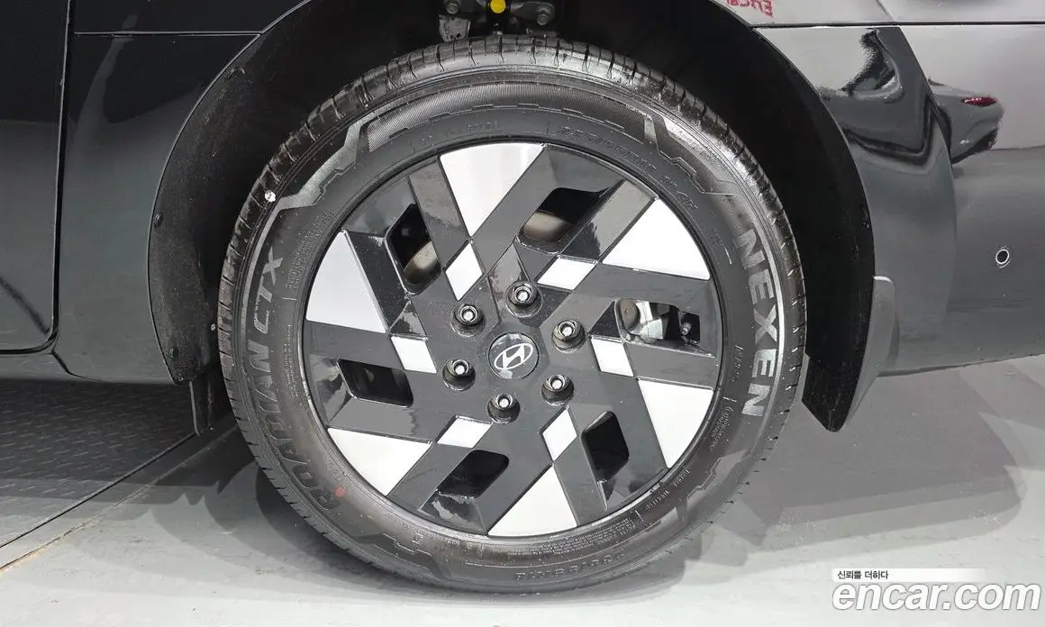 Hyundai Staria 2026 1.6 автомат (гидро), фото 7