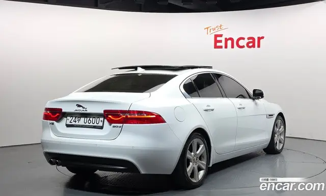 Jaguar XE 2015 2.0 автомат (гидро), миниатюра 2 Jaguar XE 2015 2.0 автомат (гидро), миниатюра 2