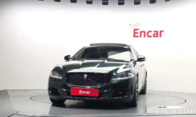 Jaguar XJ 2013 3.0 автомат (гидро), миниатюра 3 Jaguar XJ 2013 3.0 автомат (гидро), миниатюра 3