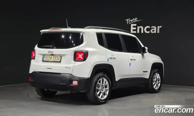 Jeep Renegade 2021 2.4 автомат (гидро), миниатюра 2 Jeep Renegade 2021 2.4 автомат (гидро), миниатюра 2