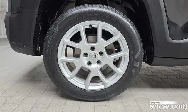 Jeep Renegade 2021 2.4 автомат (гидро), миниатюра 5