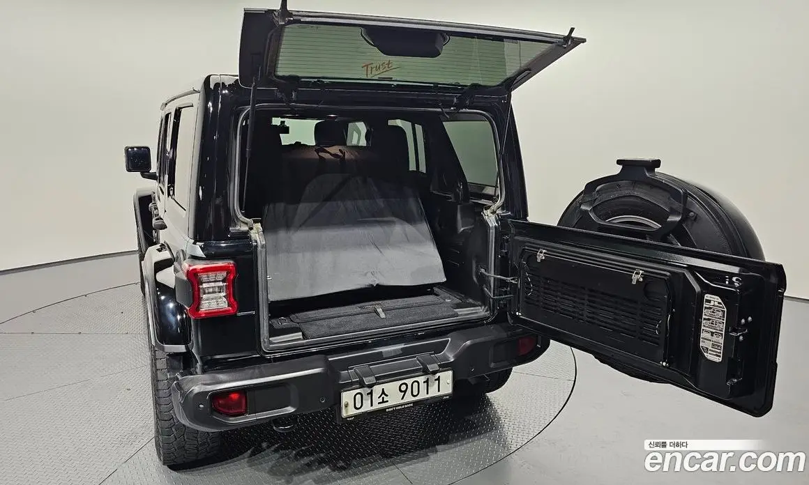 Jeep Wrangler 2019 2.0 автомат (гидро), фото 20 Jeep Wrangler 2019 2.0 автомат (гидро), фото 20