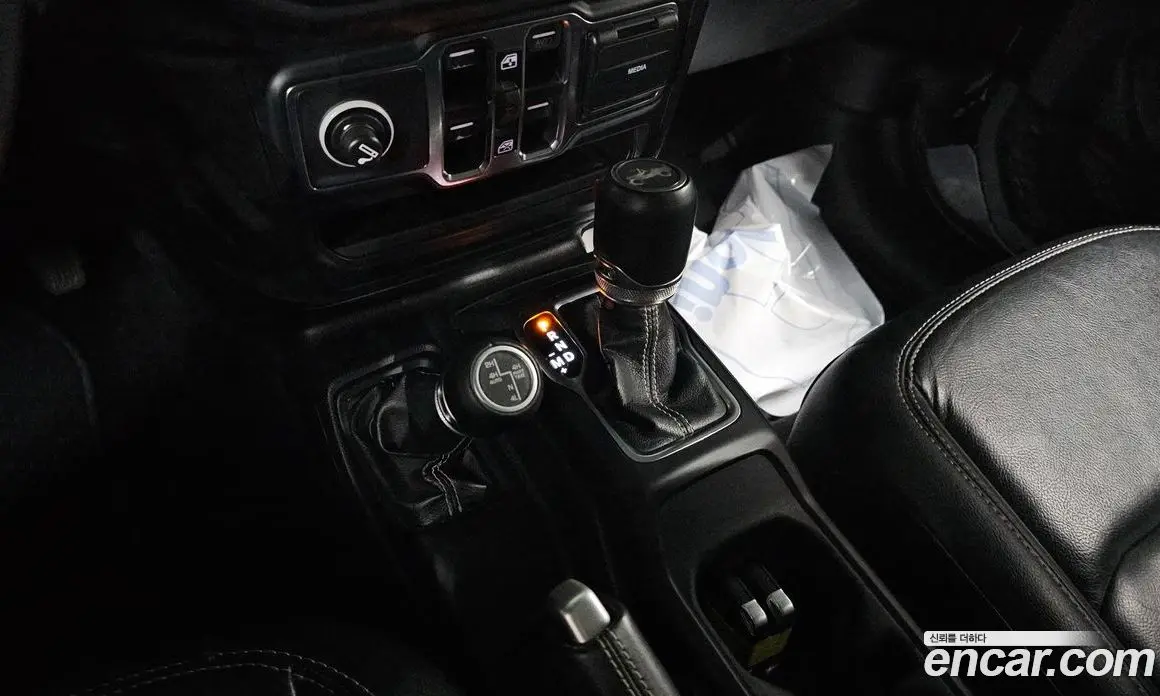 Jeep Wrangler 2019 2.0 автомат (гидро), фото 9 Jeep Wrangler 2019 2.0 автомат (гидро), фото 9