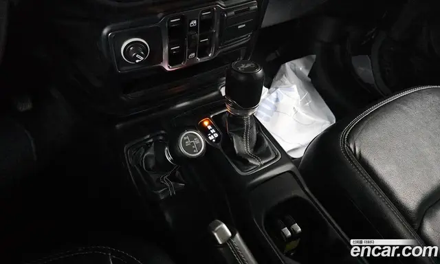 Jeep Wrangler 2019 2.0 автомат (гидро), миниатюра 9 Jeep Wrangler 2019 2.0 автомат (гидро), миниатюра 9