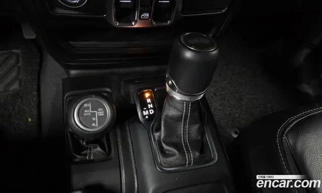 Jeep Wrangler 2022 2.0 автомат (гидро), миниатюра 12