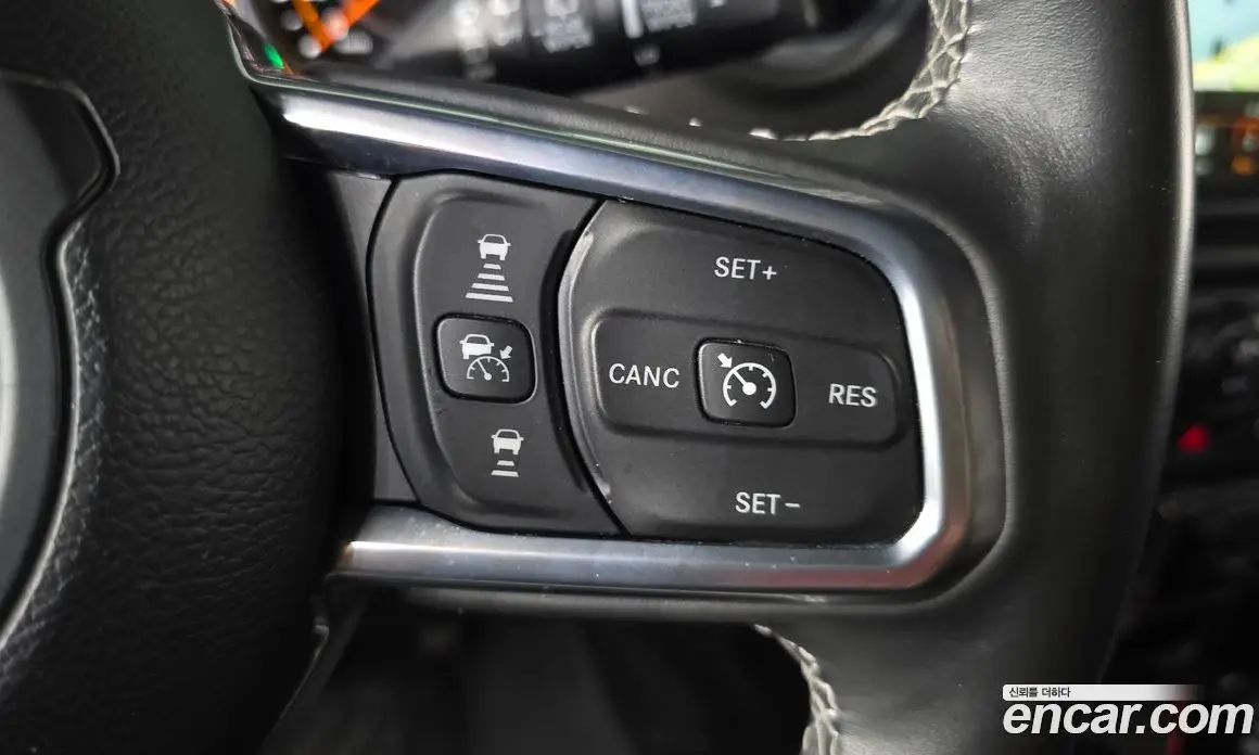 Jeep Wrangler 2022 2.0 автомат (гидро), фото 22 Jeep Wrangler 2022 2.0 автомат (гидро), фото 22
