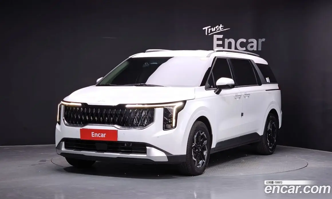 Kia Carnival 2024 2.2 автомат (гидро), фото 1 Kia Carnival 2024 2.2 автомат (гидро), фото 1
