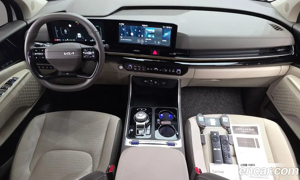 Kia Carnival 2024 1.6 автомат (гидро), фото 10 Kia Carnival 2024 1.6 автомат (гидро), фото 10