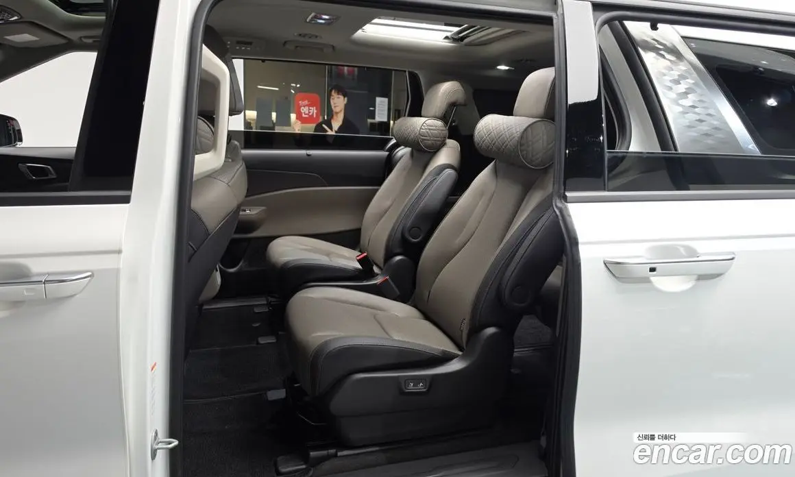 Kia Carnival 2025 3.5 автомат (гидро), фото 17 Kia Carnival 2025 3.5 автомат (гидро), фото 17