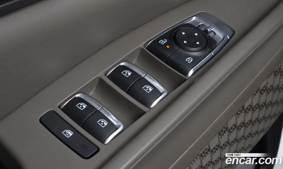 Kia Carnival 2025 3.5 автомат (гидро), фото 25 Kia Carnival 2025 3.5 автомат (гидро), фото 25