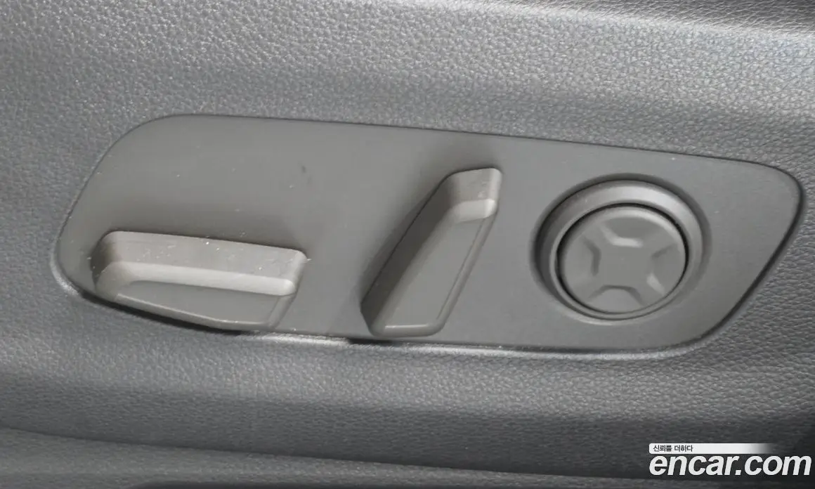 Kia Carnival 2025 3.5 автомат (гидро), фото 32 Kia Carnival 2025 3.5 автомат (гидро), фото 32