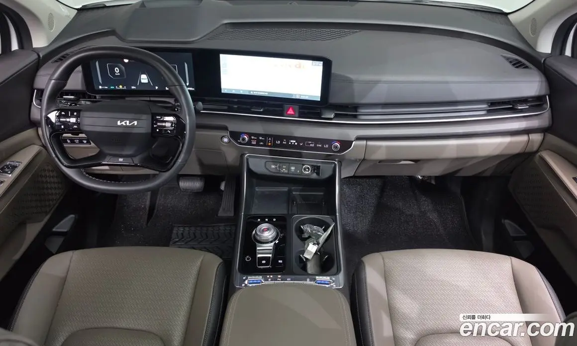 Kia Carnival 2025 3.5 автомат (гидро), фото 9 Kia Carnival 2025 3.5 автомат (гидро), фото 9