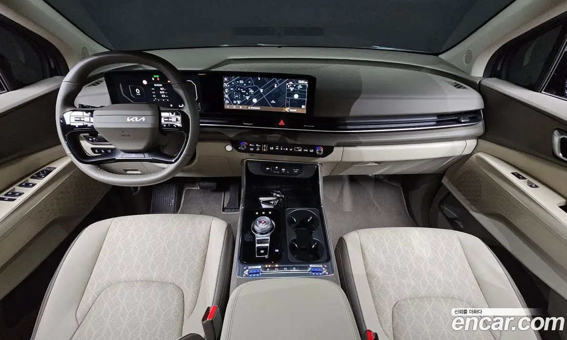 Kia Carnival 2025 2.2 автомат (гидро), фото 10 Kia Carnival 2025 2.2 автомат (гидро), фото 10