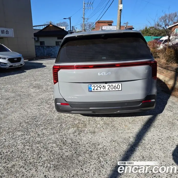 Kia Carnival 2025 2.2 автомат (гидро), фото 11 Kia Carnival 2025 2.2 автомат (гидро), фото 11
