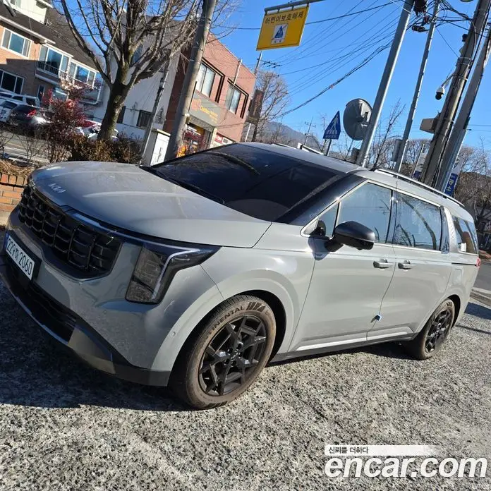 Kia Carnival 2025 2.2 автомат (гидро), фото 12 Kia Carnival 2025 2.2 автомат (гидро), фото 12