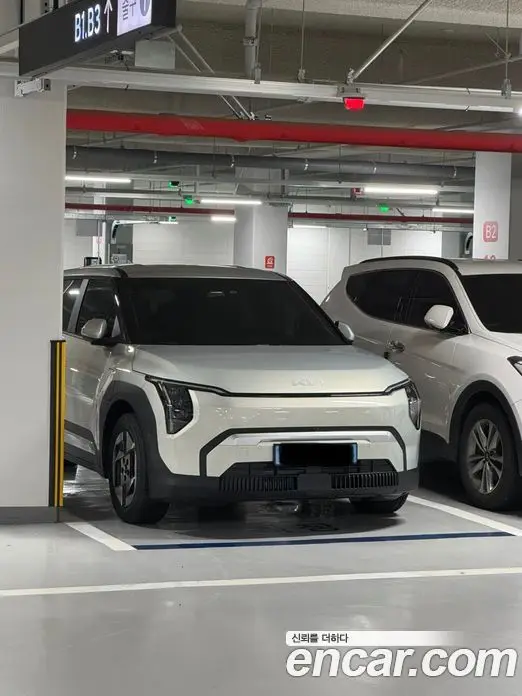 Kia EV3 2025 автомат (гидро), фото 1 Kia EV3 2025 автомат (гидро), фото 1