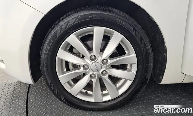Kia K3 2014 1.6 автомат (гидро), миниатюра 5 Kia K3 2014 1.6 автомат (гидро), миниатюра 5