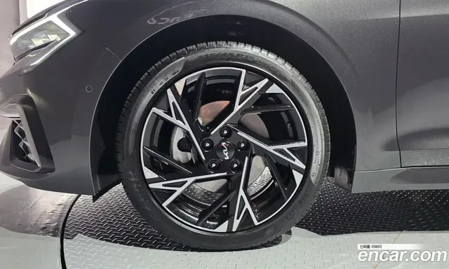 Kia K5 (Optima) 2024 1.6 автомат (гидро), миниатюра 5 Kia K5 (Optima) 2024 1.6 автомат (гидро), миниатюра 5
