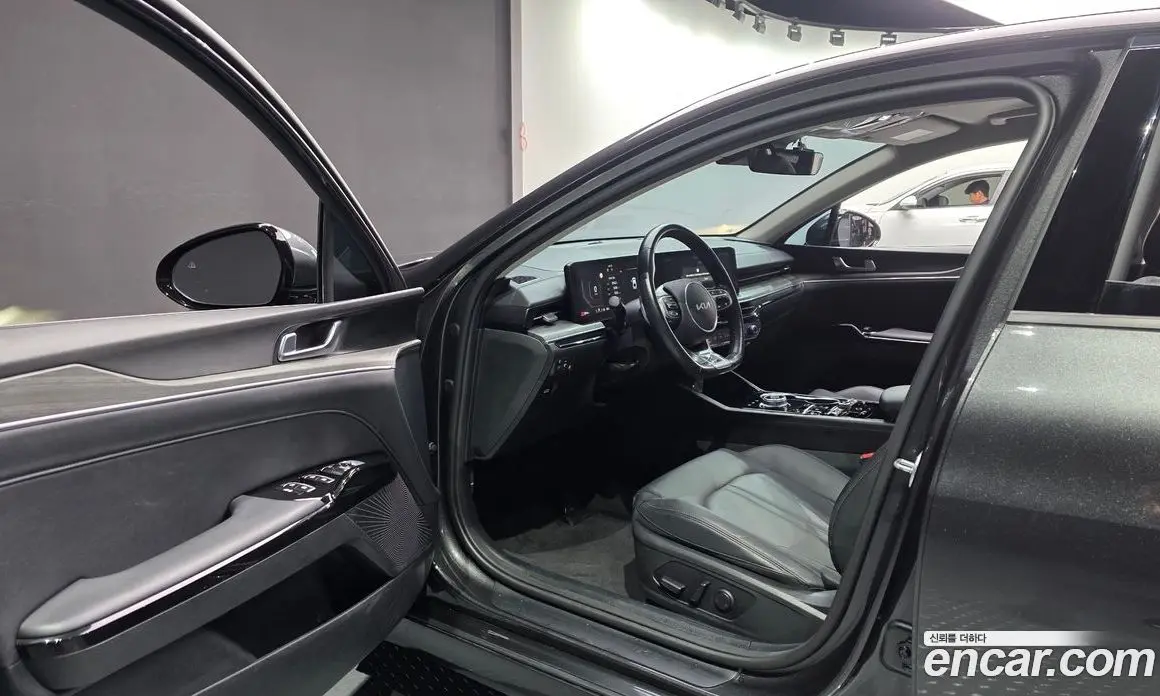 Kia K5 (Optima) 2024 1.6 автомат (гидро), фото 10 Kia K5 (Optima) 2024 1.6 автомат (гидро), фото 10