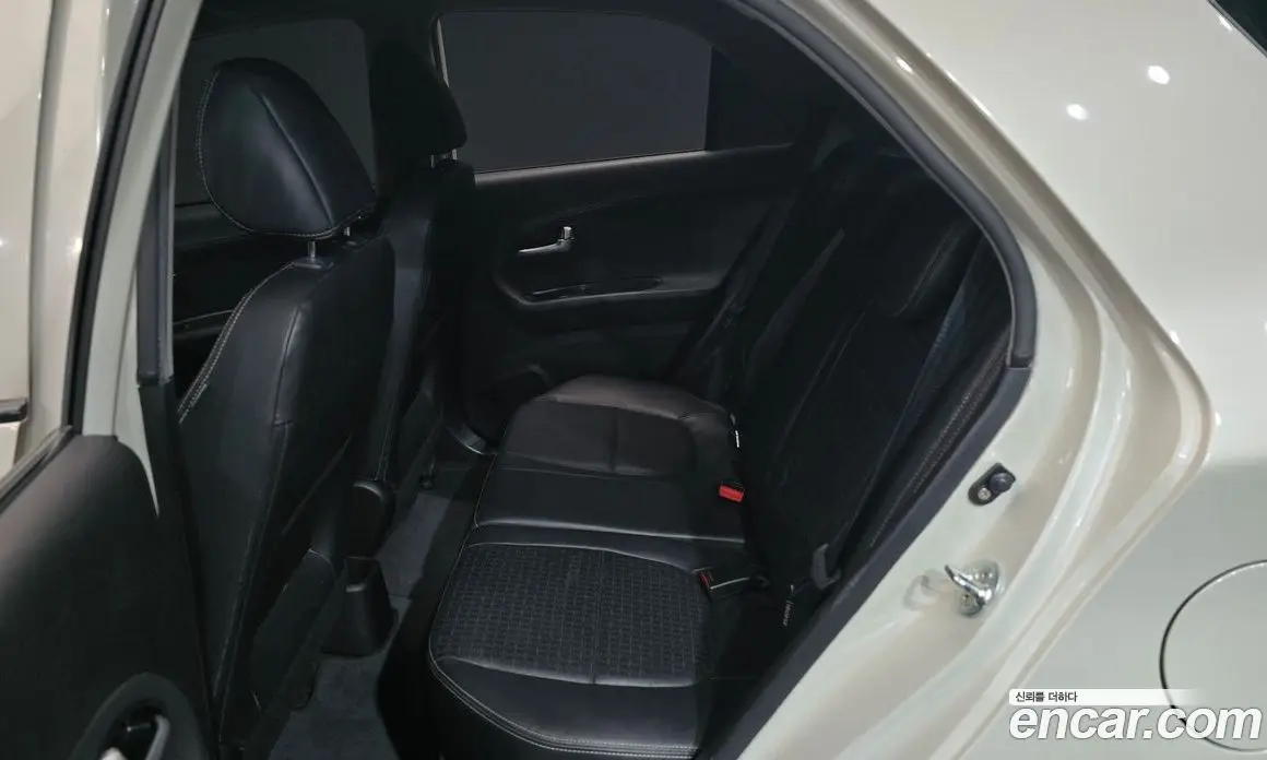 Kia Morning 2016 1.0 автомат (гидро), фото 12 Kia Morning 2016 1.0 автомат (гидро), фото 12