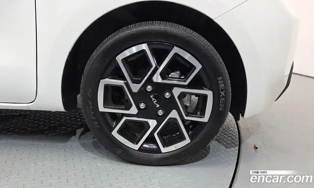 Kia Ray 2024 1.0 автомат (гидро), миниатюра 5 Kia Ray 2024 1.0 автомат (гидро), миниатюра 5