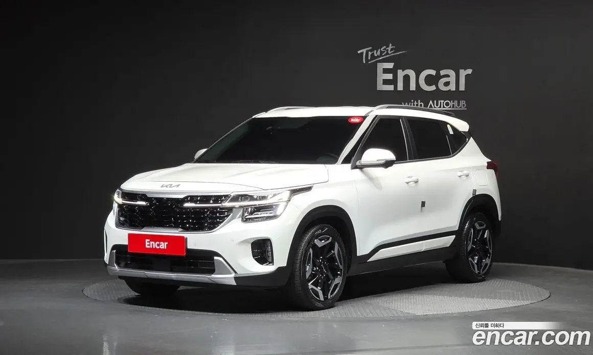 Kia Seltos 2024 1.6 автомат (гидро), фото 1 Kia Seltos 2024 1.6 автомат (гидро), фото 1