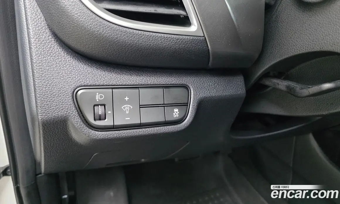 Kia Seltos 2024 1.6 автомат (гидро), фото 24 Kia Seltos 2024 1.6 автомат (гидро), фото 24