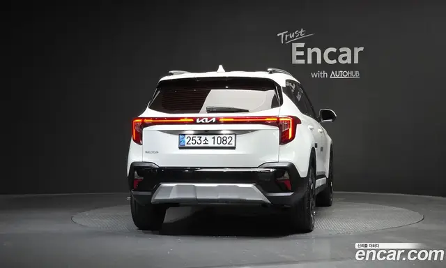 Kia Seltos 2024 1.6 автомат (гидро), миниатюра 4 Kia Seltos 2024 1.6 автомат (гидро), миниатюра 4