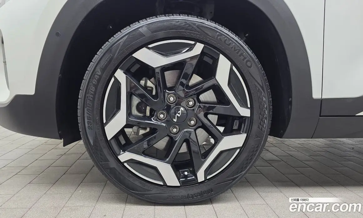 Kia Seltos 2024 1.6 автомат (гидро), фото 5 Kia Seltos 2024 1.6 автомат (гидро), фото 5