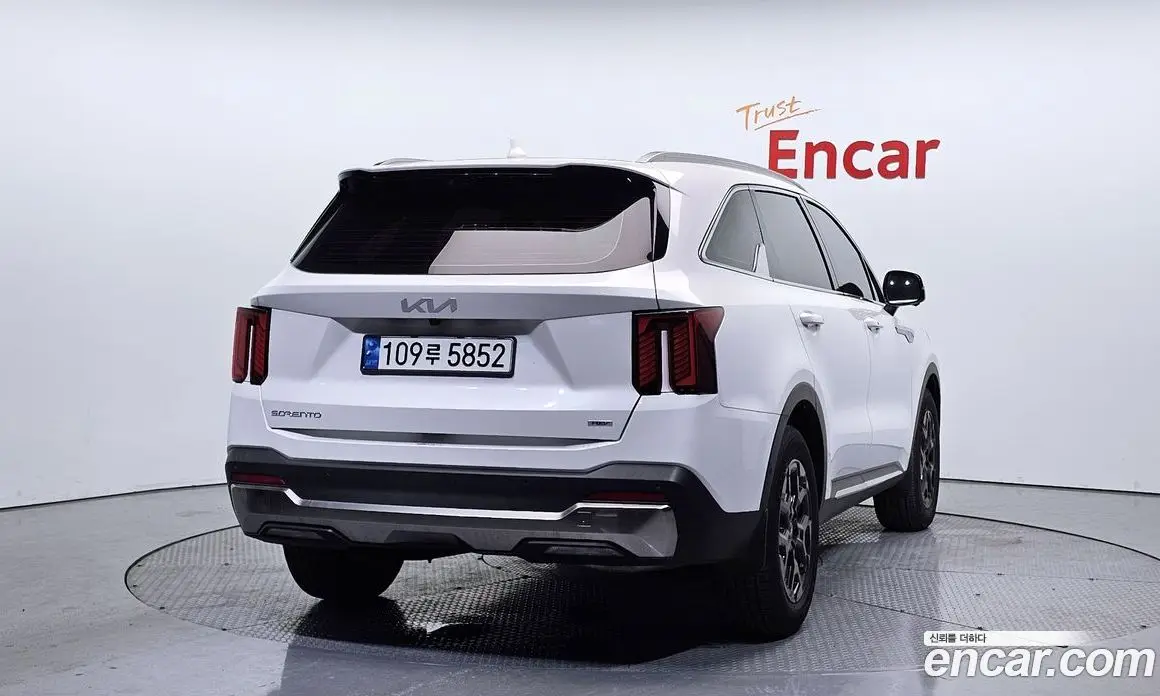 Kia Sorento 2023 1.6 автомат (гидро), фото 2 Kia Sorento 2023 1.6 автомат (гидро), фото 2