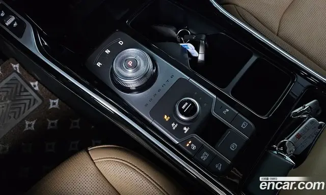 Kia Sorento 2023 1.6 автомат (гидро), миниатюра 9 Kia Sorento 2023 1.6 автомат (гидро), миниатюра 9