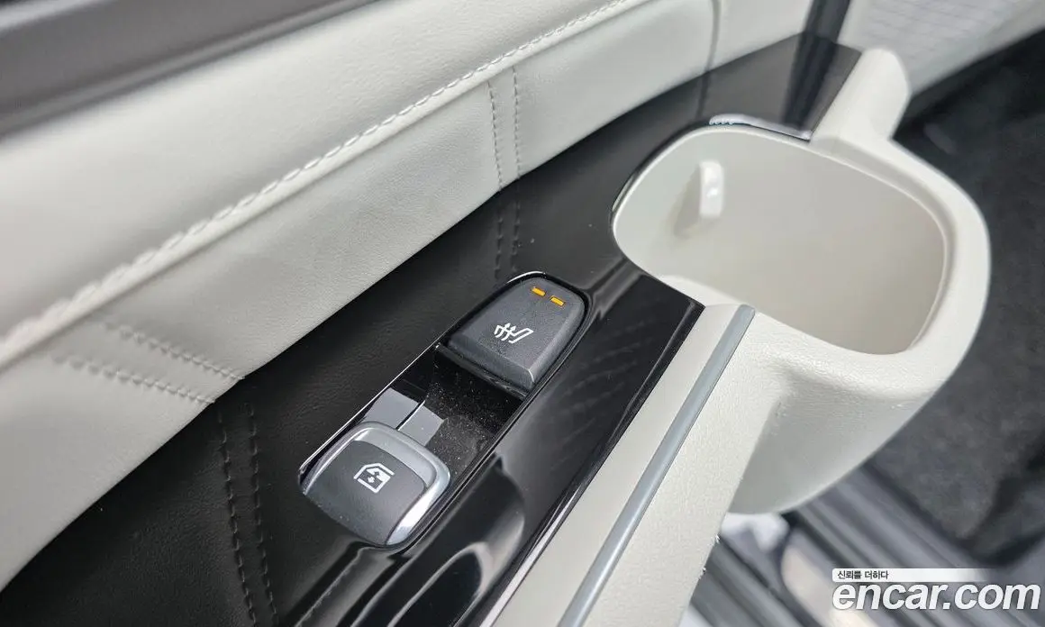 Kia Sorento 2025 1.6 автомат (гидро), фото 24 Kia Sorento 2025 1.6 автомат (гидро), фото 24