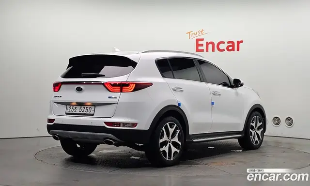 Kia Sportage 2017 2.0 автомат (гидро), миниатюра 2 Kia Sportage 2017 2.0 автомат (гидро), миниатюра 2