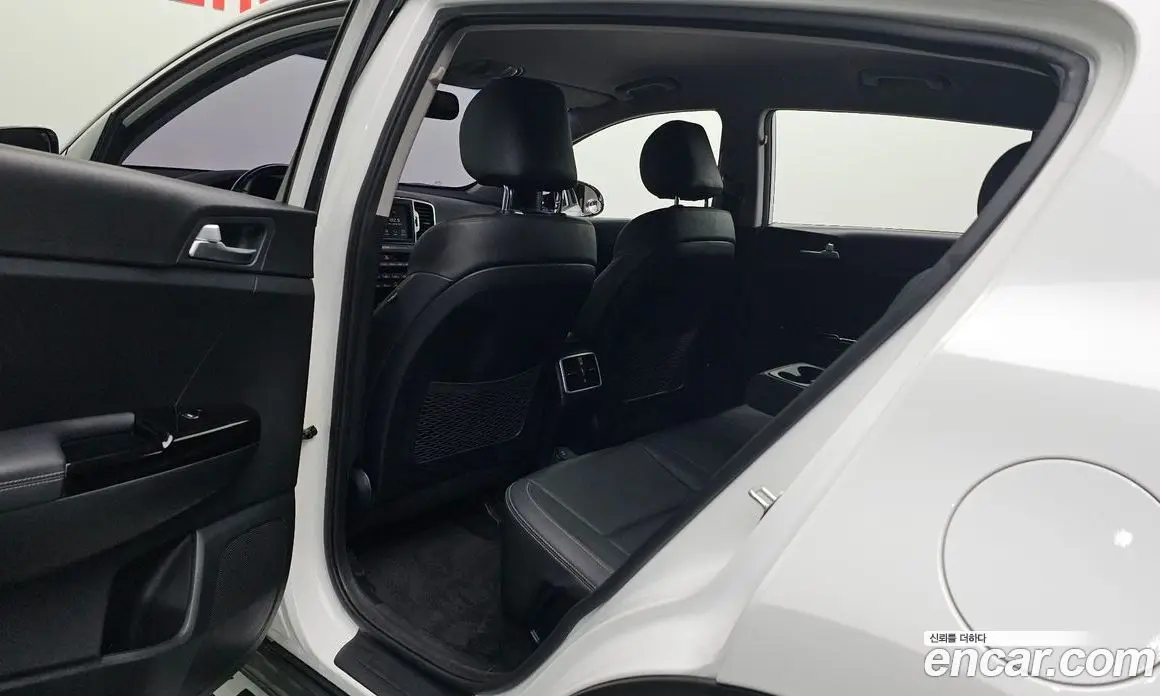 Kia Sportage 2017 2.0 автомат (гидро), фото 11 Kia Sportage 2017 2.0 автомат (гидро), фото 11