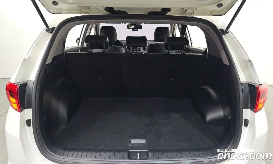 Kia Sportage 2017 2.0 автомат (гидро), фото 20 Kia Sportage 2017 2.0 автомат (гидро), фото 20